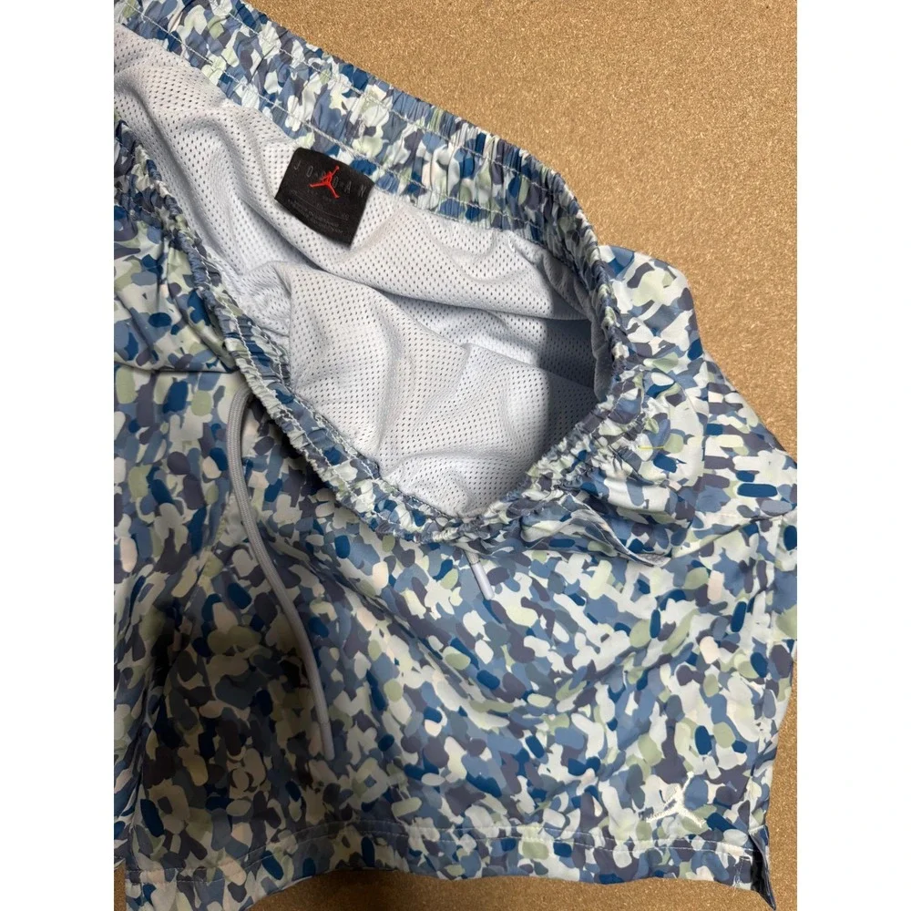 Nike Jordan Men's Size XL All Over Print‎ Mesh Lined Athletic Shorts Blue Green